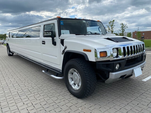 Hummer limos in Chicago